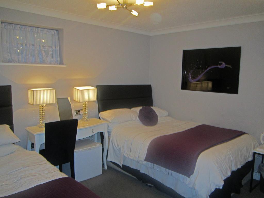 Verdon Guest House Stoke-on-Trent ภายนอก รูปภาพ