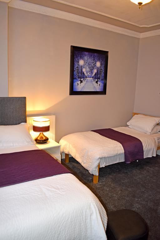 Verdon Guest House Stoke-on-Trent ภายนอก รูปภาพ
